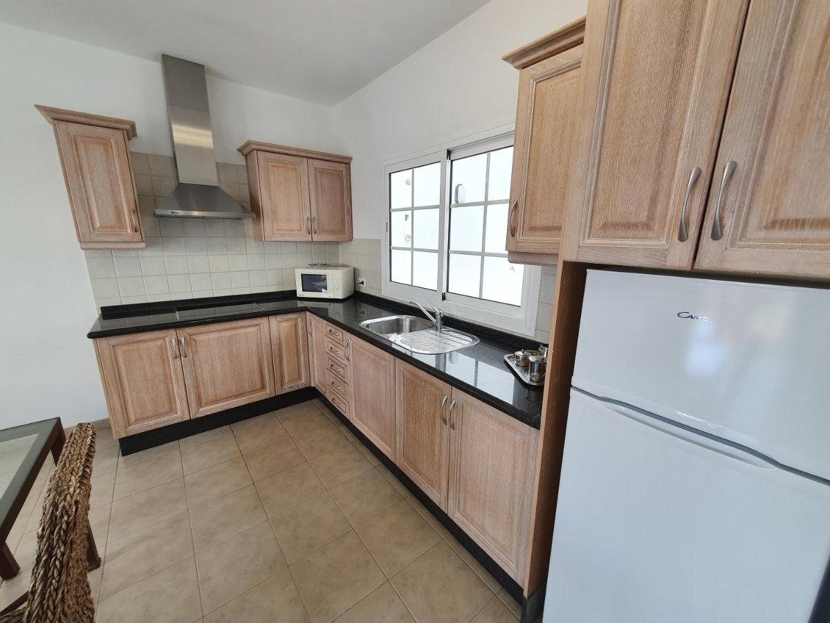 Apartamentos Graciosamar Калета де Себо Екстериор снимка