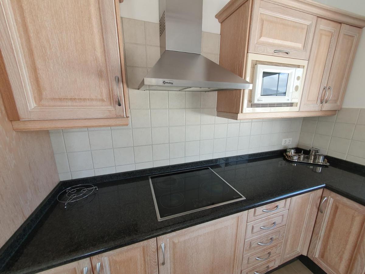 Apartamentos Graciosamar Калета де Себо Екстериор снимка