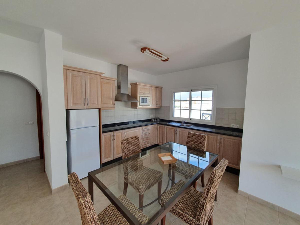 Apartamentos Graciosamar Калета де Себо Екстериор снимка