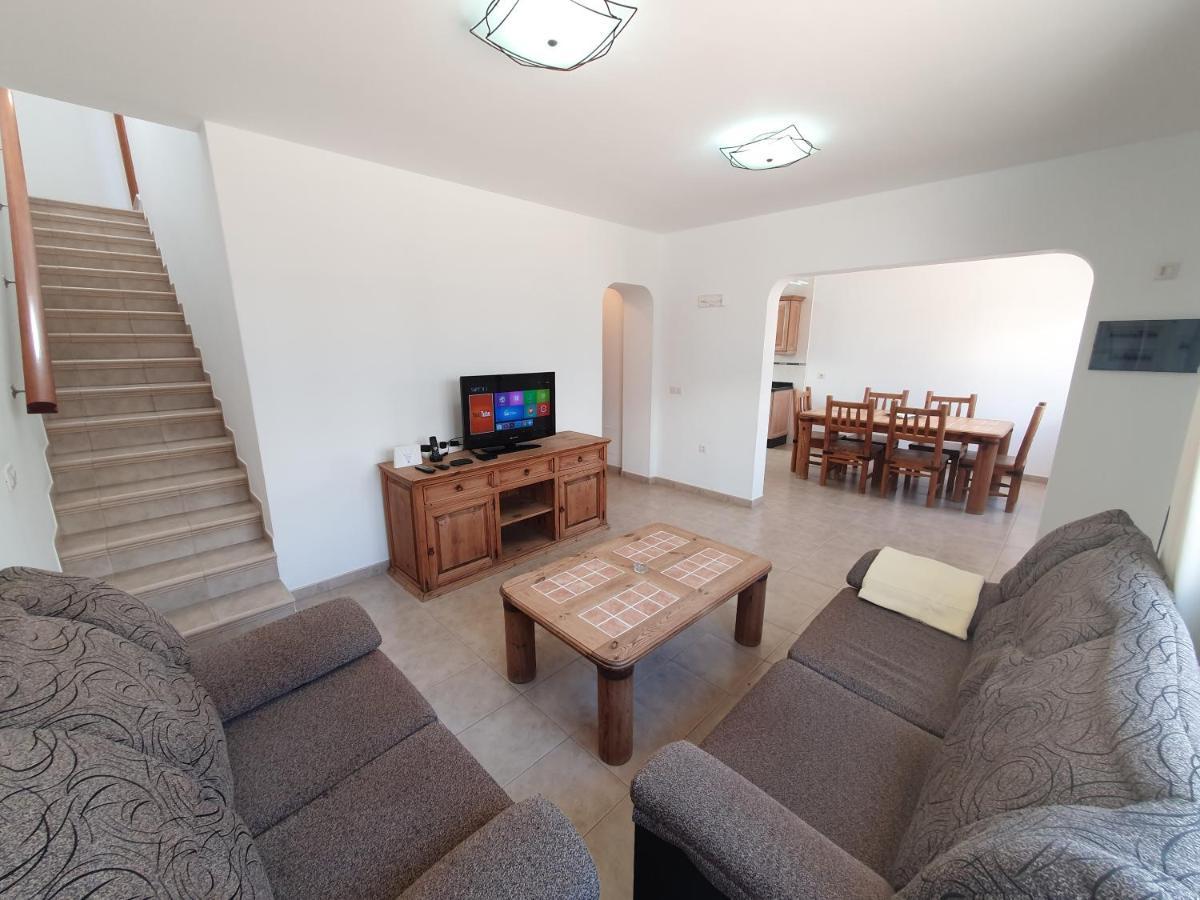 Apartamentos Graciosamar Калета де Себо Екстериор снимка