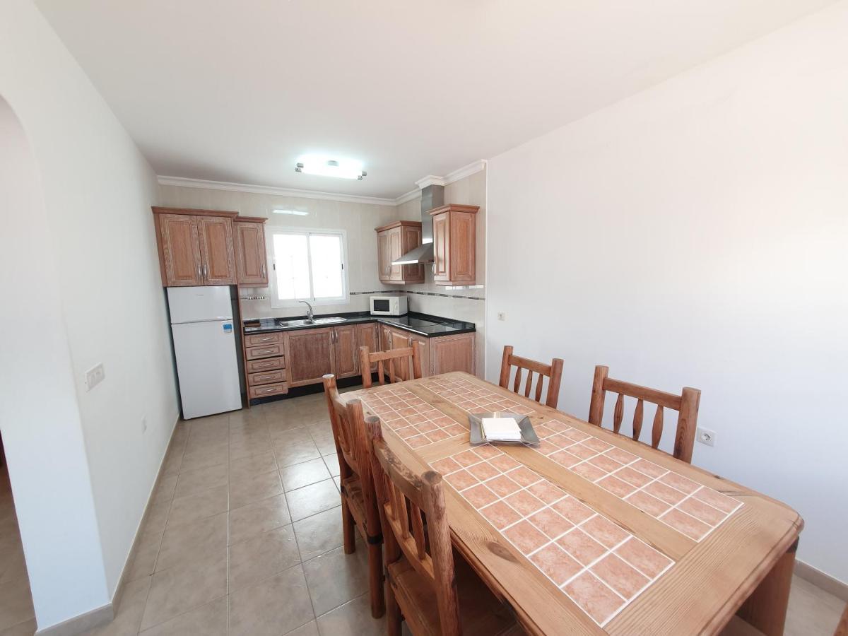 Apartamentos Graciosamar Калета де Себо Екстериор снимка